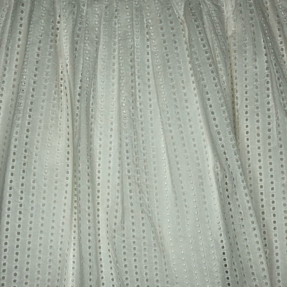 Liz Claiborne Vintage Eyelet White Skirt size 6P - Picture 4 of 11